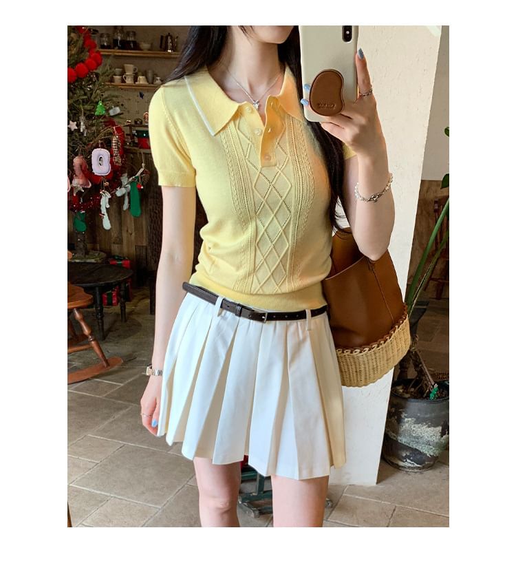 Collared Contrast Trim Short Sleeve Crop Knit Top