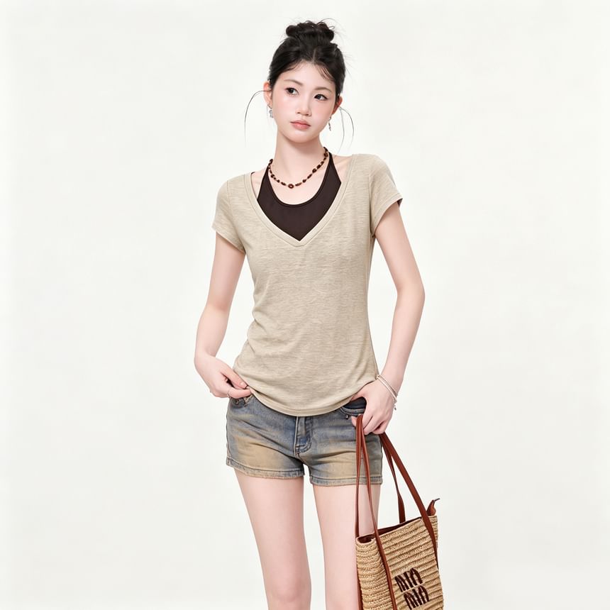 Set: Short Sleeve V-Neck Plain Slim-Fit T-Shirt + Halter Neck Tank Top