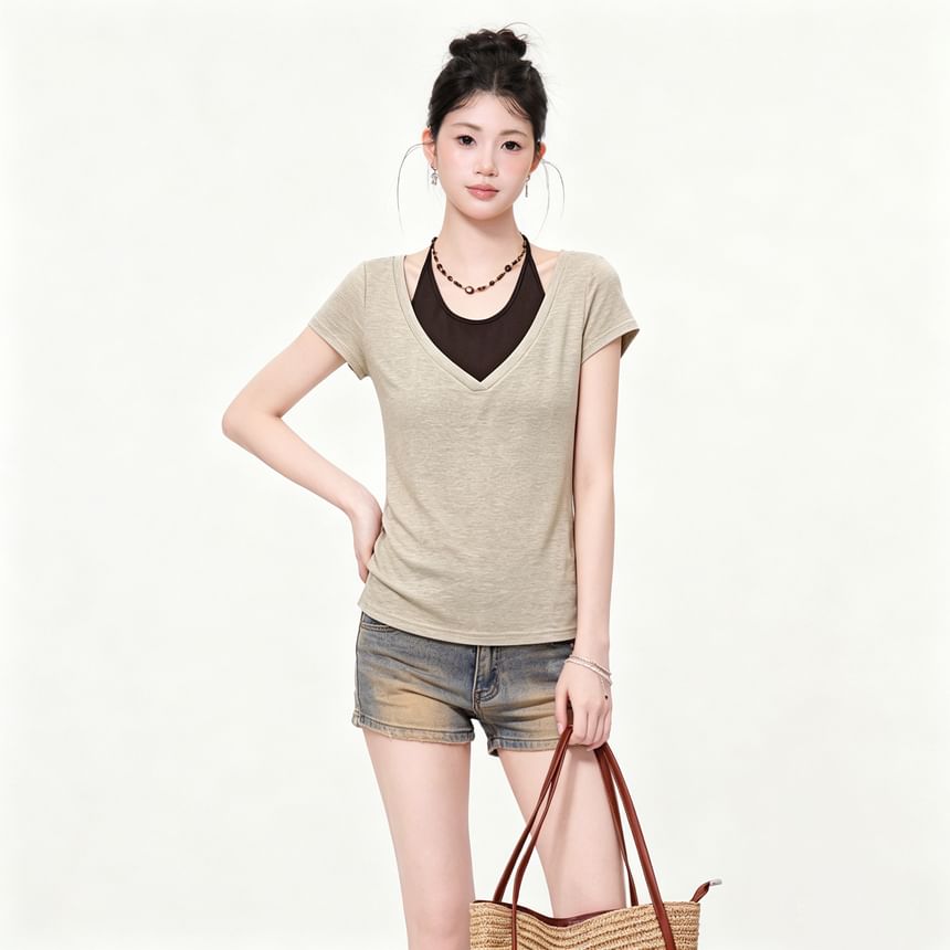 Set: Short Sleeve V-Neck Plain Slim-Fit T-Shirt + Halter Neck Tank Top