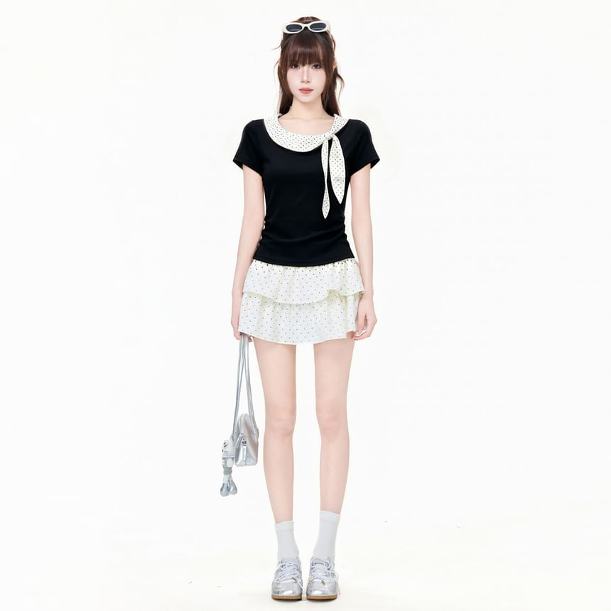 Short Sleeve Polka Dot Panel Knotted Slim-Fit T-Shirt