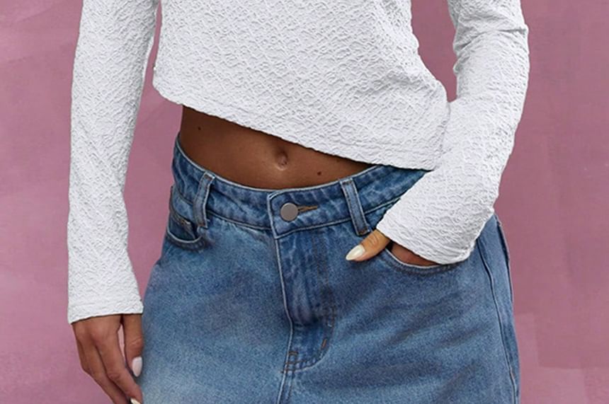 Long Sleeve Cold Shoulder Plain Textured Slim-Fit Crop Top