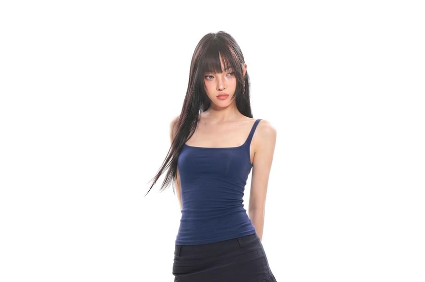 Scoop Neck Plain Camisole Top