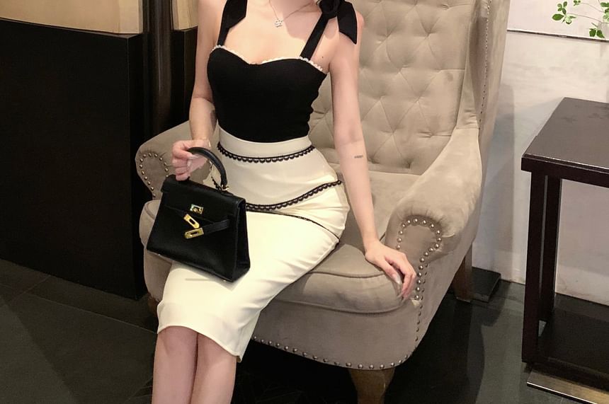 Tie Shoulder Camisole Top / High Waist Panel Lace Midi Pencil Skirt