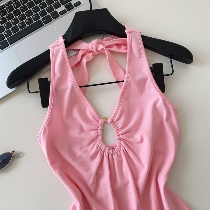 Cutout Open Back Halter V-Neck Plain Crop Top