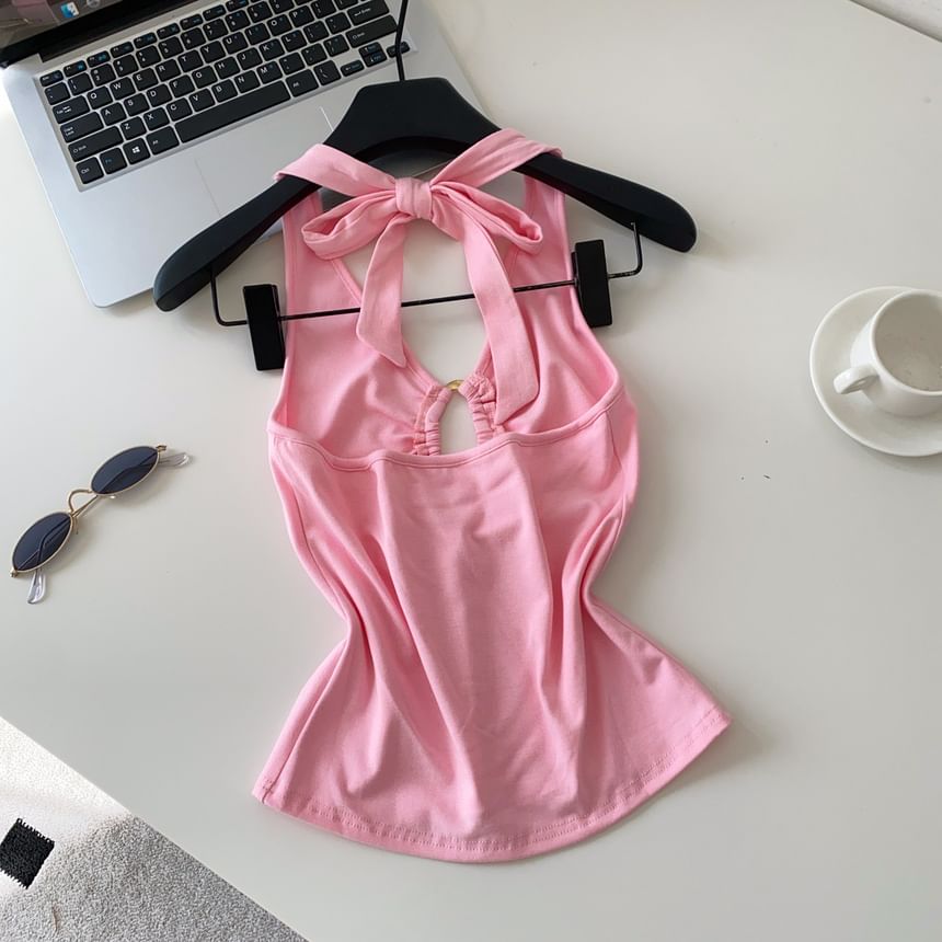 Cutout Open Back Halter V-Neck Plain Crop Top