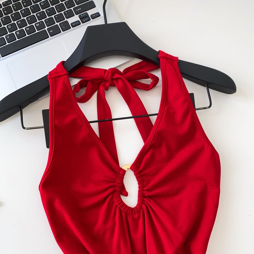 Cutout Open Back Halter V-Neck Plain Crop Top