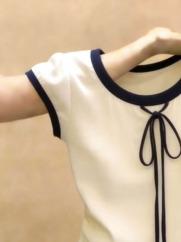 Round Neck Bow Detail Short-Sleeve Tee