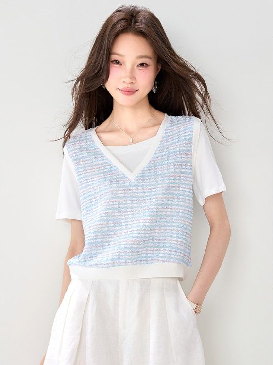 Mock Two-Piece Short-Sleeve V-Neck Textured Panel T-Shirt