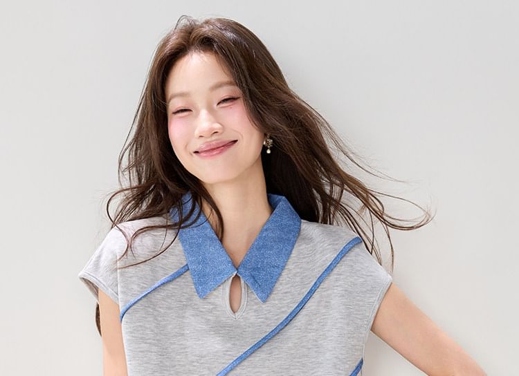 Contrast Trim Collared Cutout Short Sleeve T-Shirt