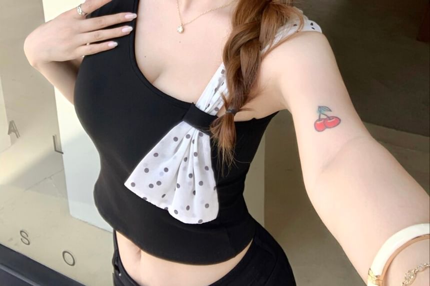 Polka Dot Asymmetrical Panel V-Neck Short Sleeve Crop Top