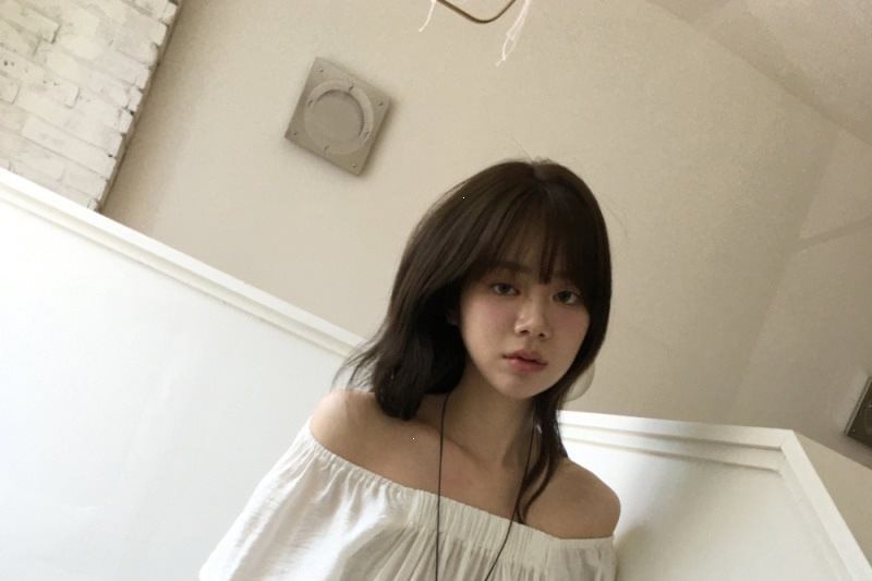 Asymmetrical Ruffle Hem Square Neck Short Sleeve Blouse