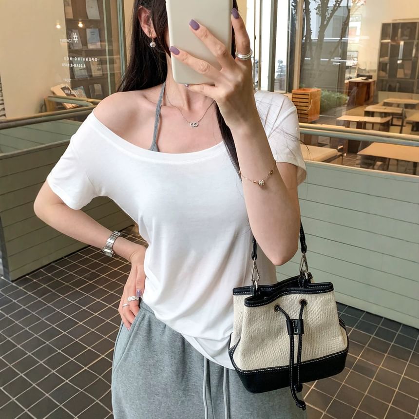 Asymmetric Off-Shoulder Short-Sleeve Top