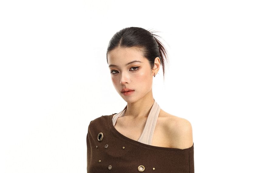 Mock Two-Piece Halter Neck Off-Shoulder Grommet Crop Tee