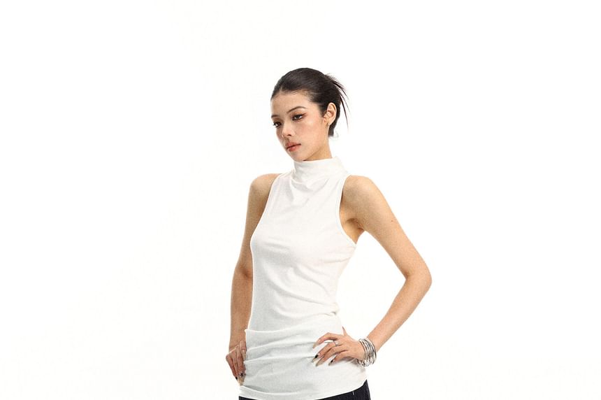 Twisted Racerback Slim Fit Tank Top