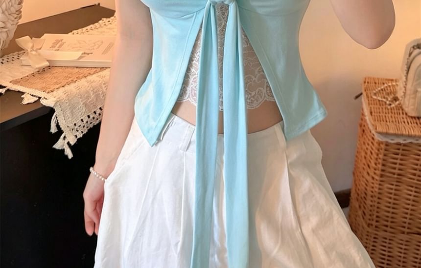 V-Neck Lace Trim Crop Top with Short Sleeves