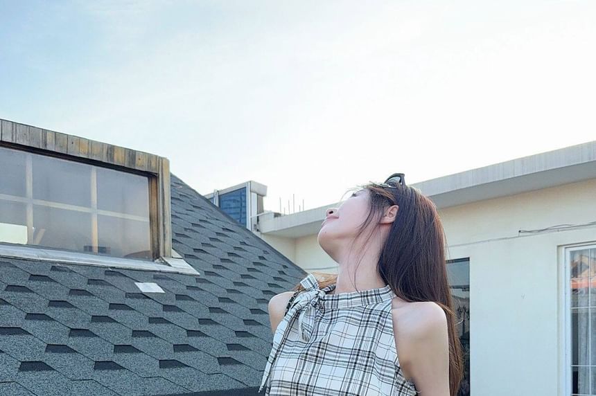 Set: Halter Neck Plaid Top & High Waist Bubble Hem Mini Skirt