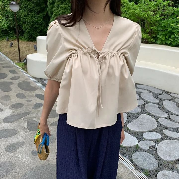 Plain V-Neck Short-Sleeve Blouse