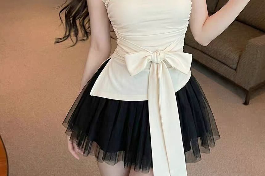 Asymmetric Frill Trim Ruched Tie Waist Tube Crop