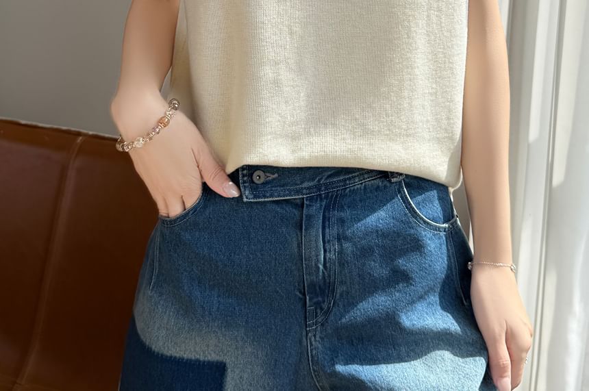 Two-Tone Button Collared Knit Short Sleeve Top