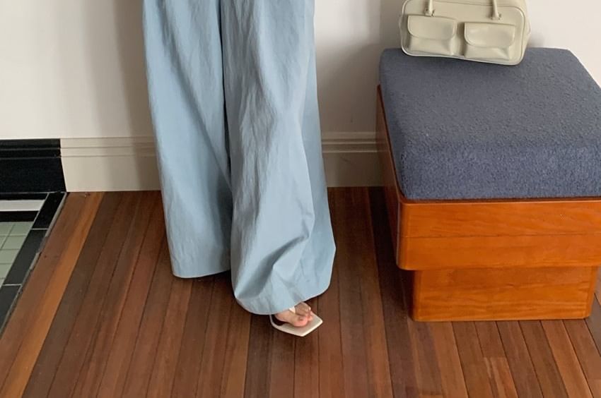 Pleated Flowy Crop Camisole & Wide Leg Pants Set