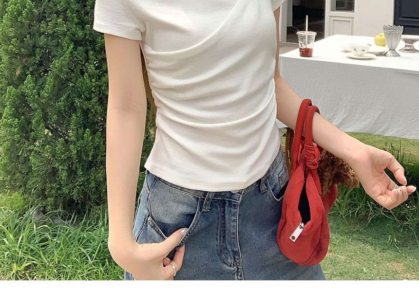 Off-Shoulder Mini Tee Plain Crop