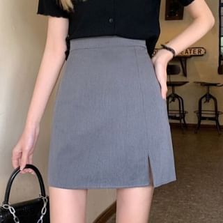 Classic Solid A-Line Mini Skirt with High Waist