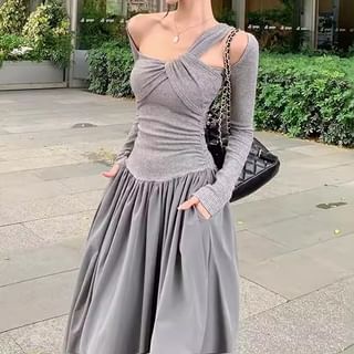 Cold-Shoulder Long-Sleeve A-Line Maxi Dress