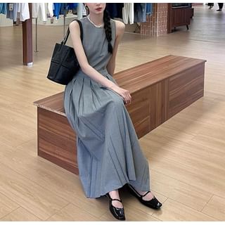 Crew Neck Sleeveless Maxi A-Line Dress