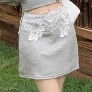 Asymmetrical Elbow Sleeve Tee Lace Panel Mini Skirt