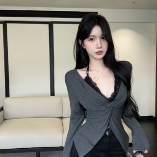 Cold Shoulder Long Sleeve Mock Two-Piece Slit Lace Top
