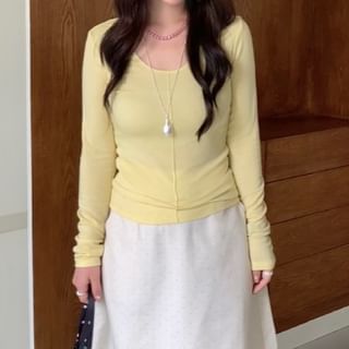 Scoop Neck Fitted Long Sleeve Top