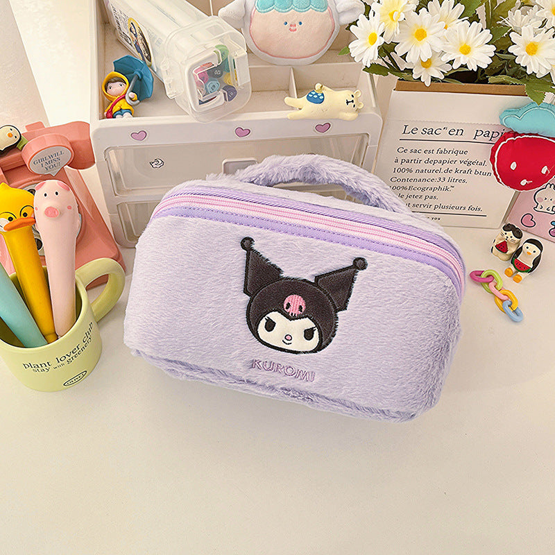 Trousse de maquillage en peluche grande capacité