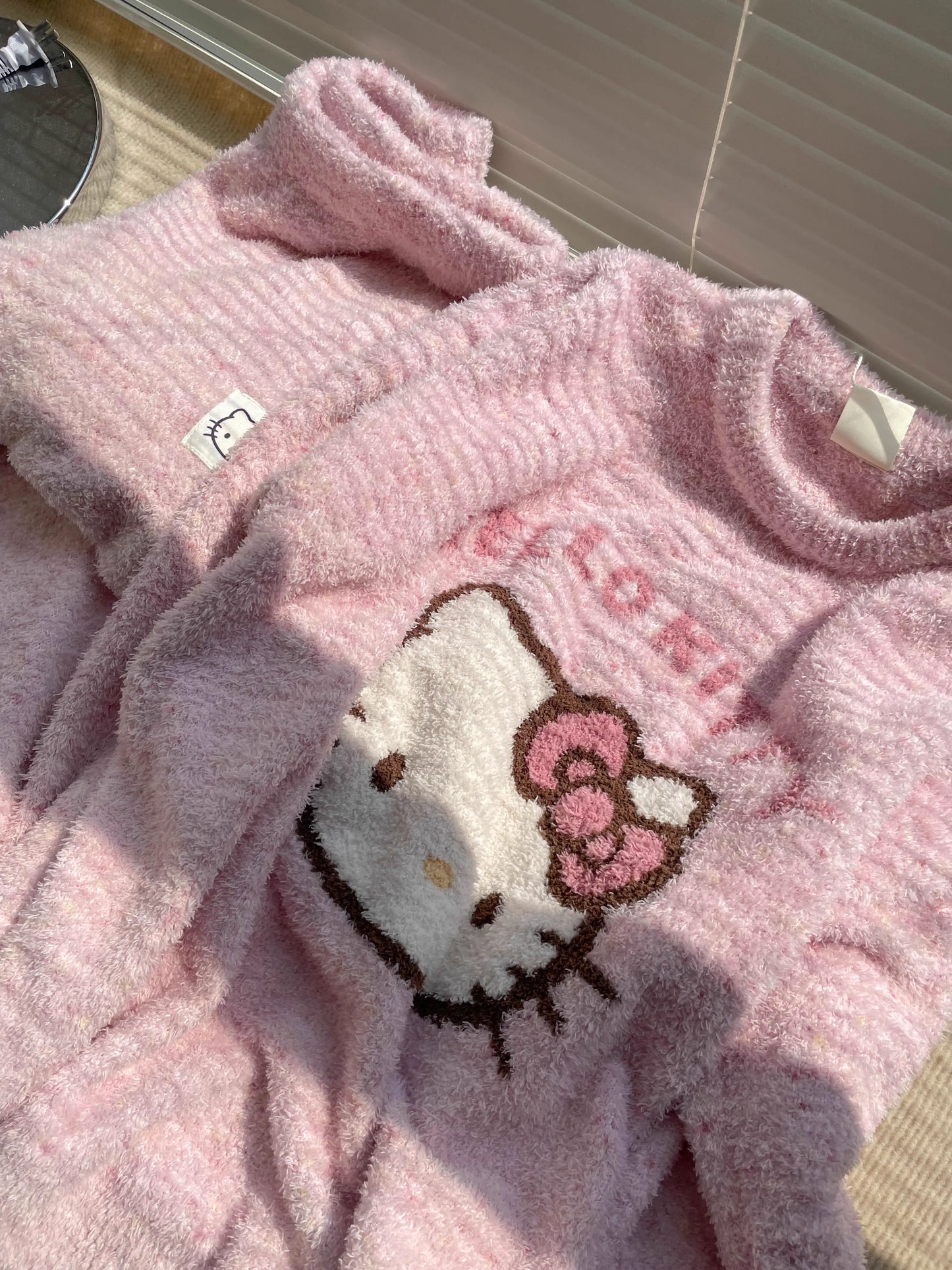 Rosa, weiches, flauschiges Kätzchen-Pyjama-Set SK559