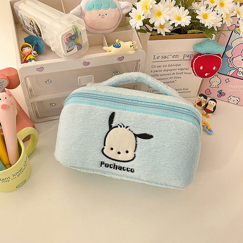 Trousse de maquillage en peluche grande capacité