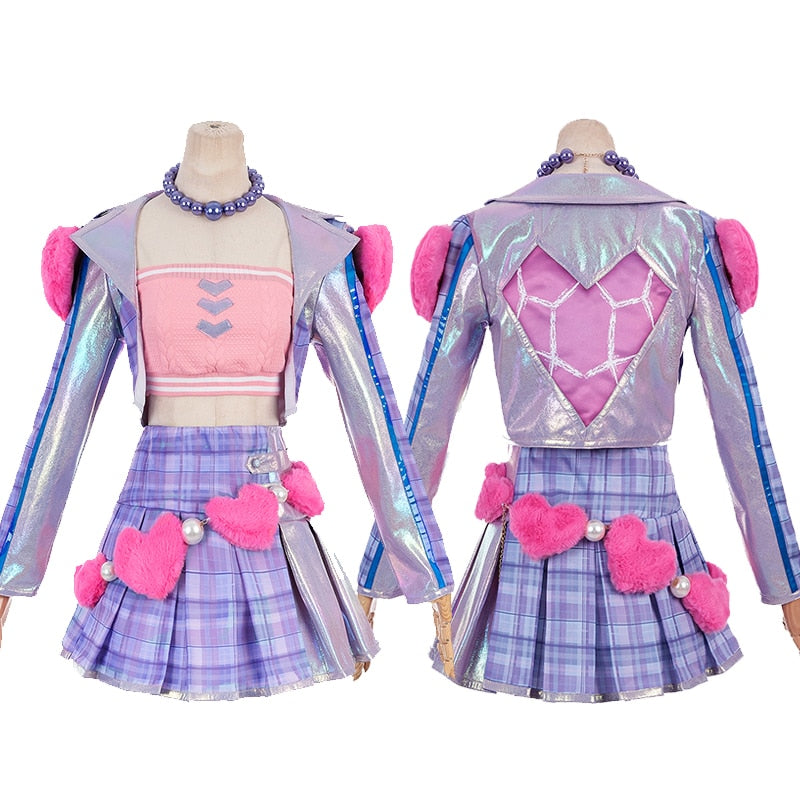 Cosplay Heartthrob Caitlyn Heartache