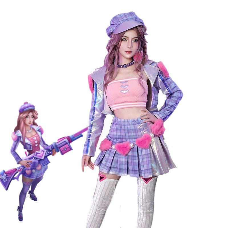 Cosplay Heartthrob Caitlyn Heartache