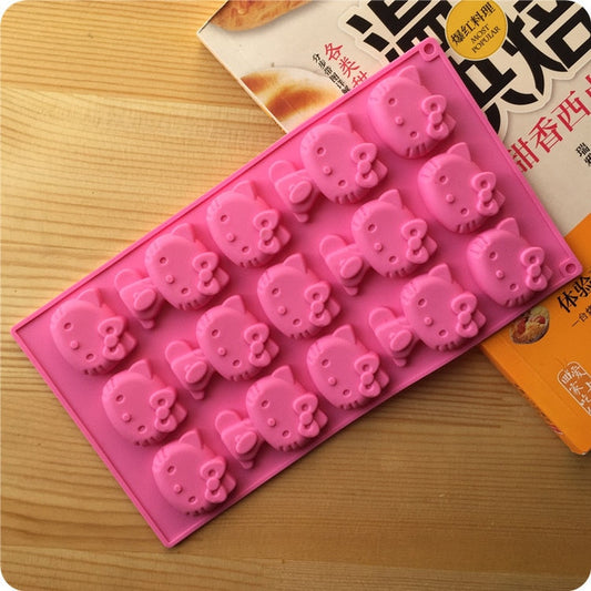 Moule en silicone en forme de chat rose