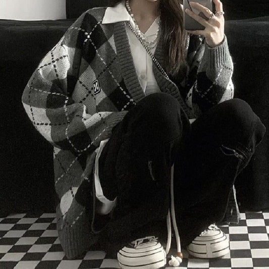 V-Neck Argyle Loose-Fit Button-Front Cardigan