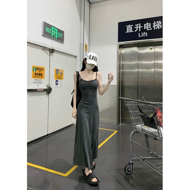 Thin Strap Solid Slim-Fit Dress