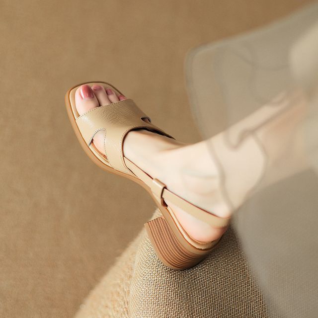 Block Heel Square Toe Slingback Sandals - Chunky