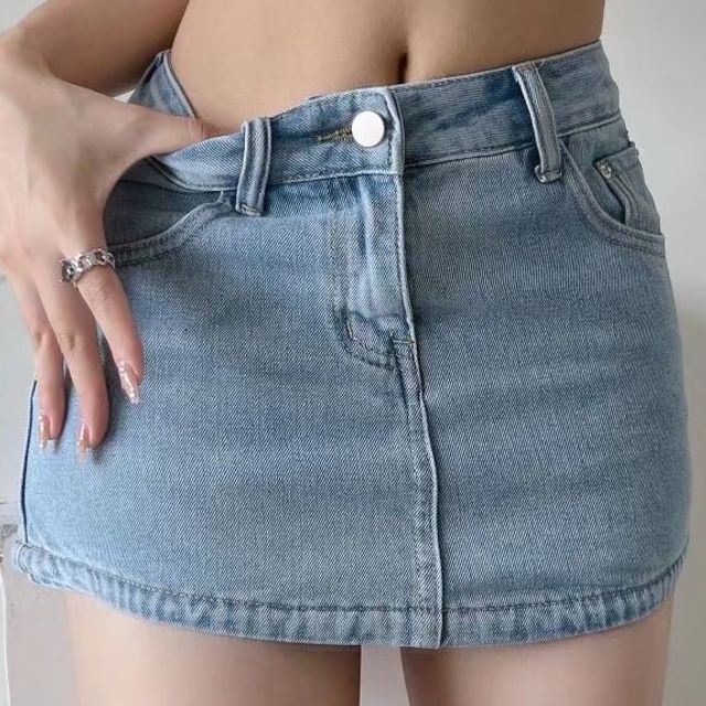 Mid Rise Denim Pencil Mini Skirt