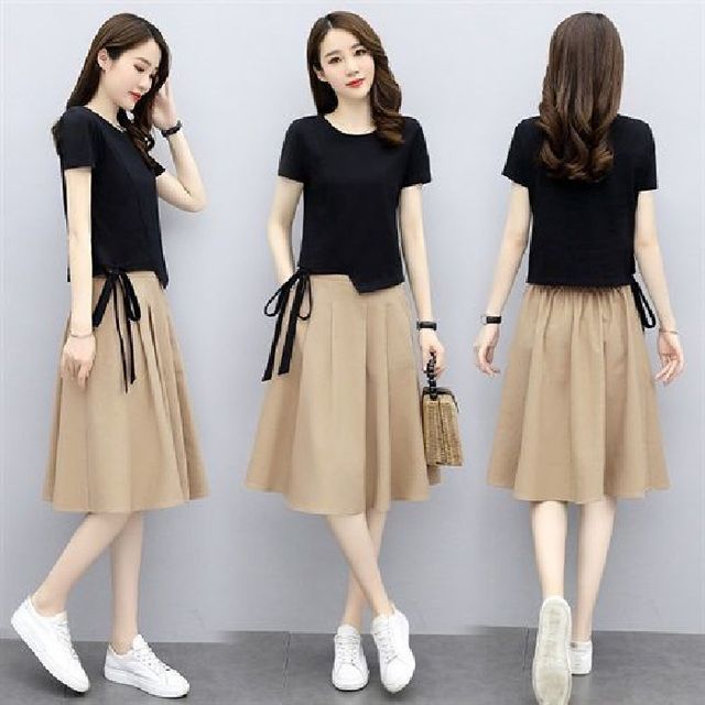 Short-Sleeve Crewneck Tee and Midi A-Line Skirt Outfit Set