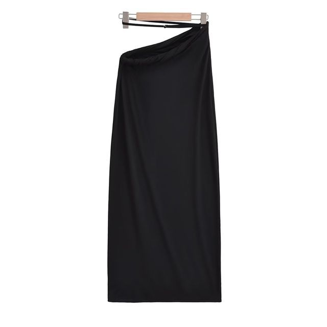 Elevated Rise Solid Asymmetric H-Line Maxi Skirt