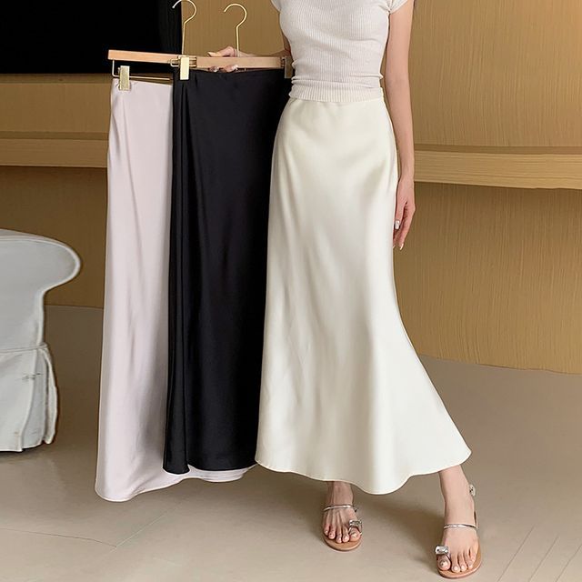 Elevated Waistline Solid Color Long Fish-Tail Midi Skirt