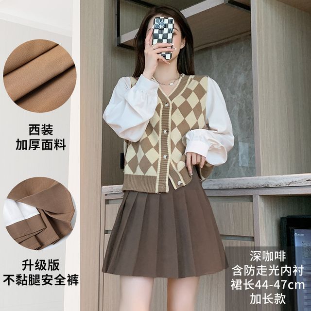 Simple Pleated Skirt for Everyday Wear