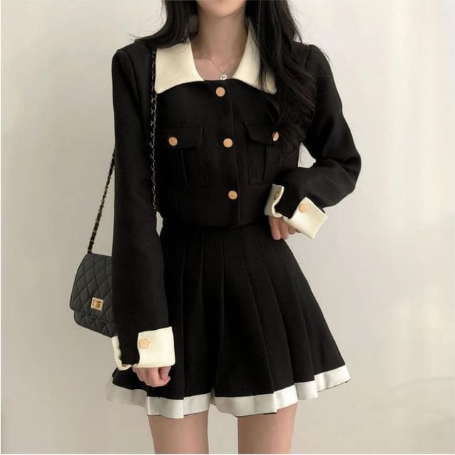 Contrast Collar Crop Jacket and Pleated Mini Skirt Set