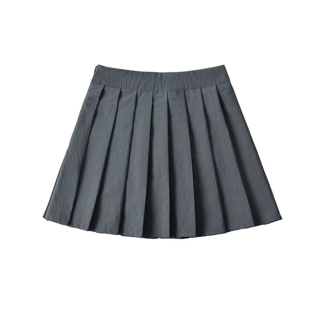 Versatile Pleated A-Line Mini Skirt for Everyday Style