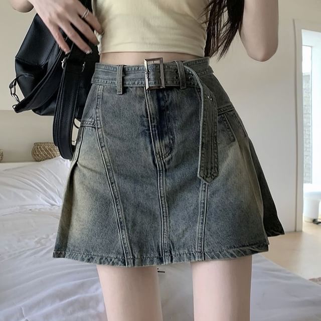 Slouchy Waist Vintage Jean Mini Skater Skirt