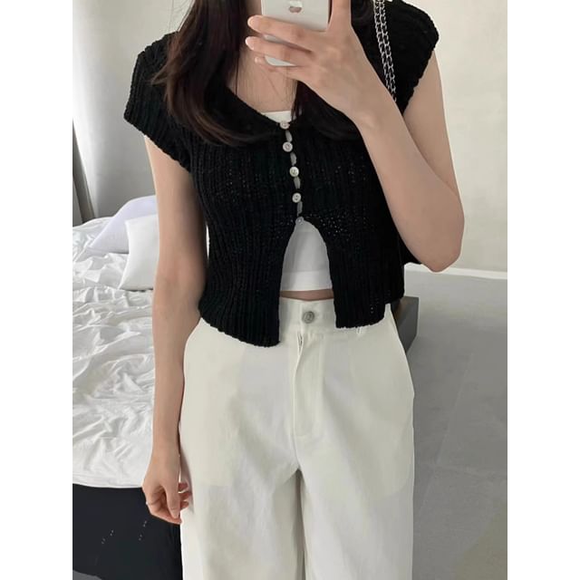 Short Sleeve V-Neck Button Up Cropped Knit