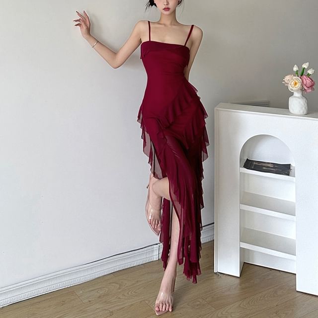 Ruffle Hem Spaghetti Strap Bodycon Maxi Dress